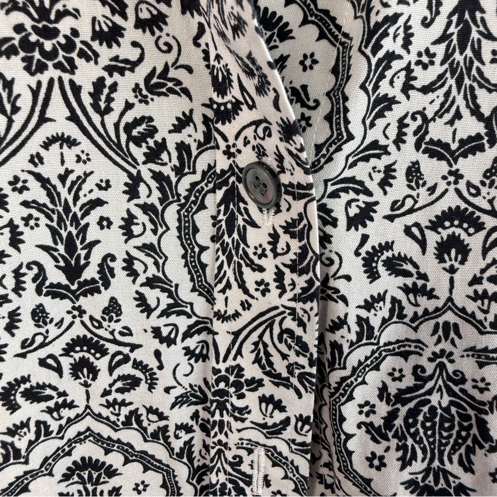 Talbots shirt, wrinkle, resistant, collared, Monochrome Patterned Blouse top - Picture 8 of 14